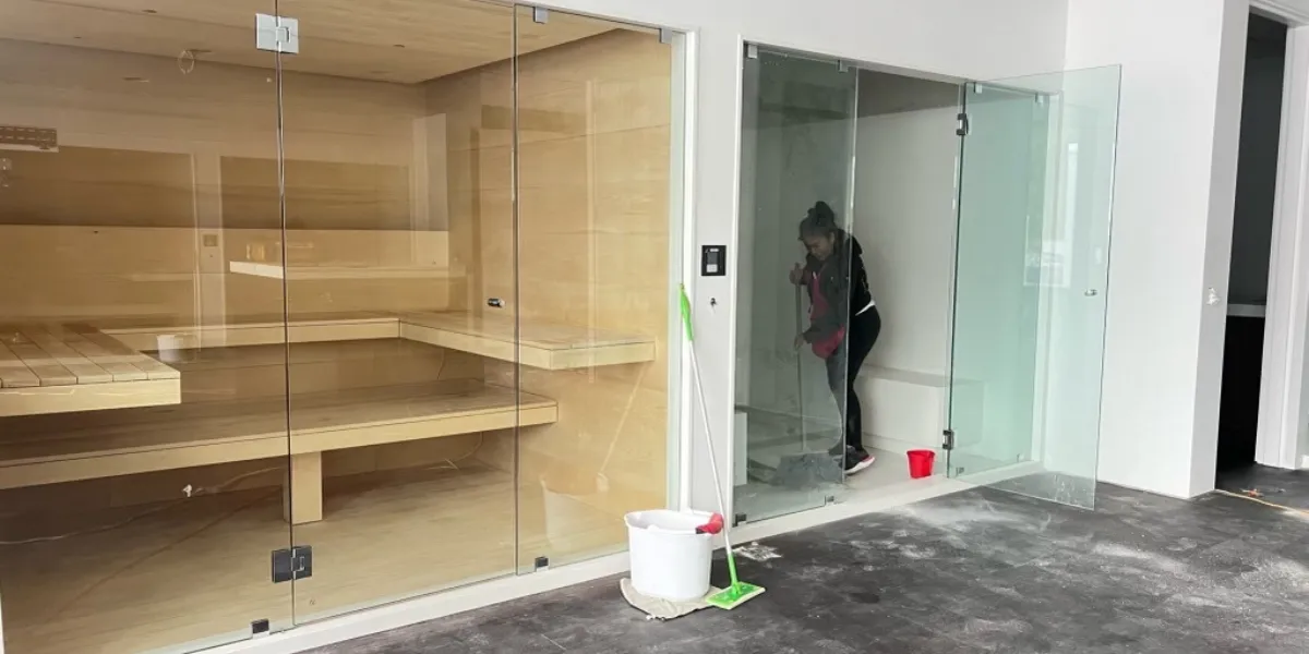 Move Out Cleaning Checklist: 20 Tasks Before You Hand Over Keys