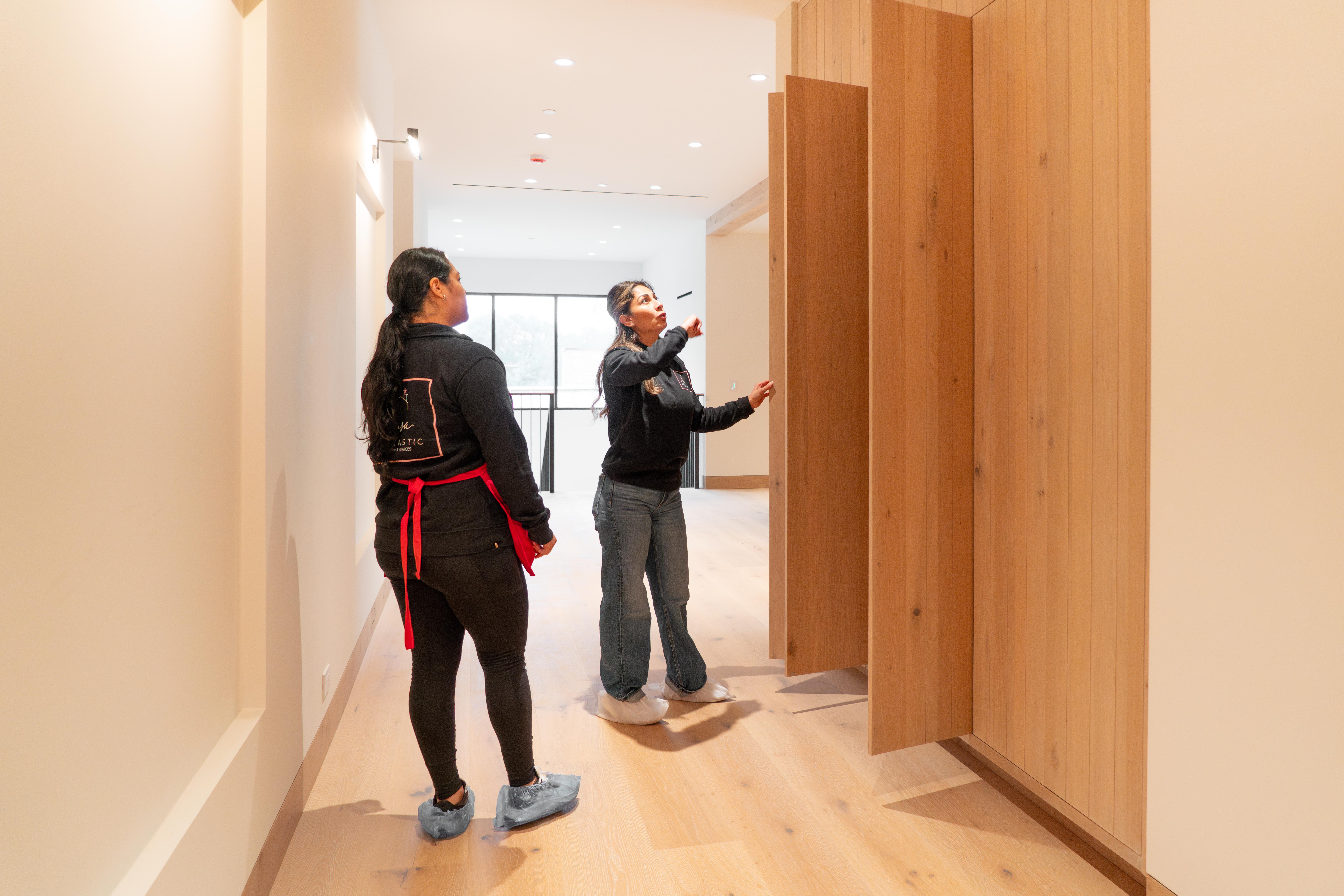 Trusted Residential House Cleaning Services for Weekly and Monthly Plans