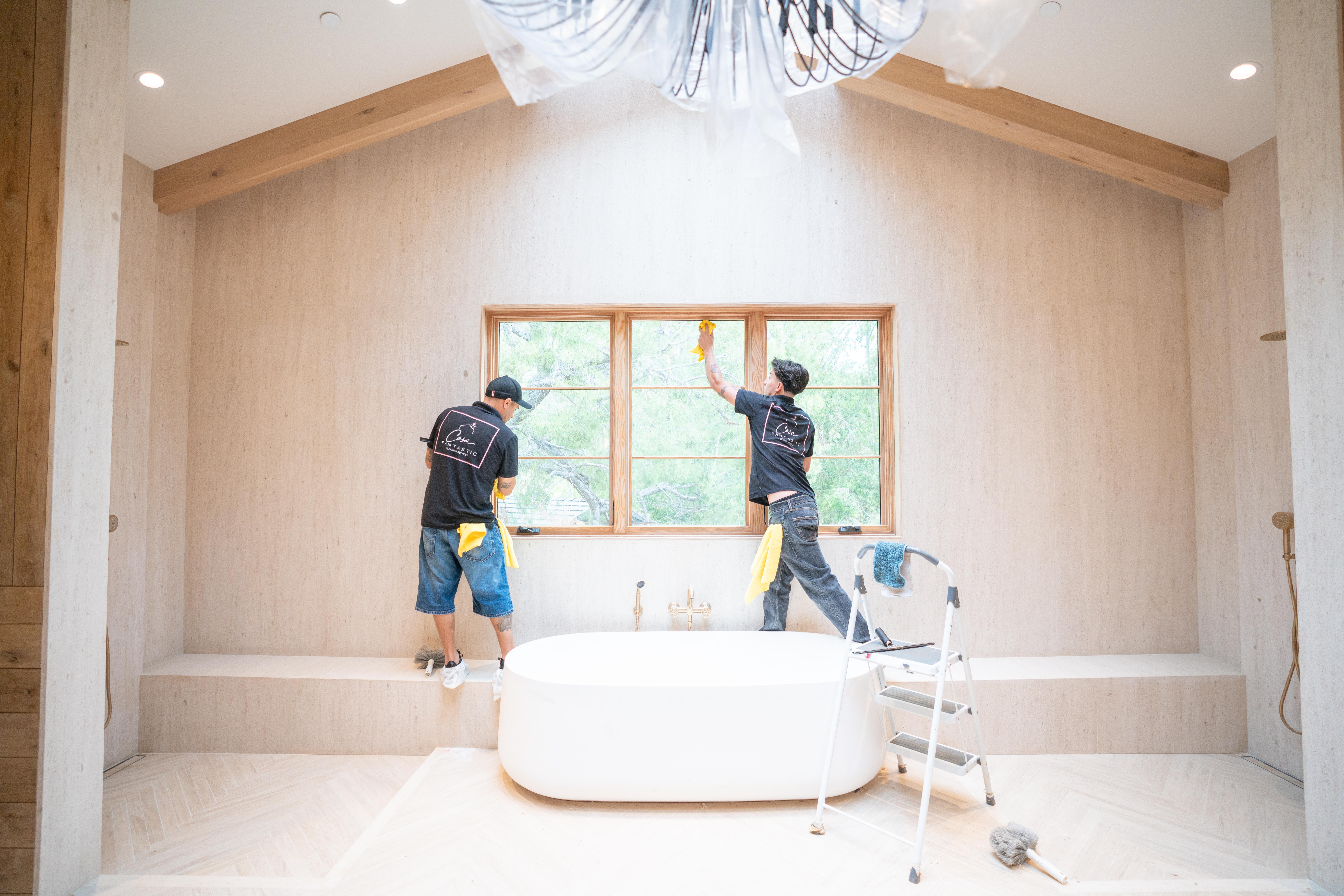 Pure-water window cleaning for homes and offices up to 3 stories in Beverly Hills and Los Angeles. Glass, tracks, and screens, by a team trusted 10+ years.