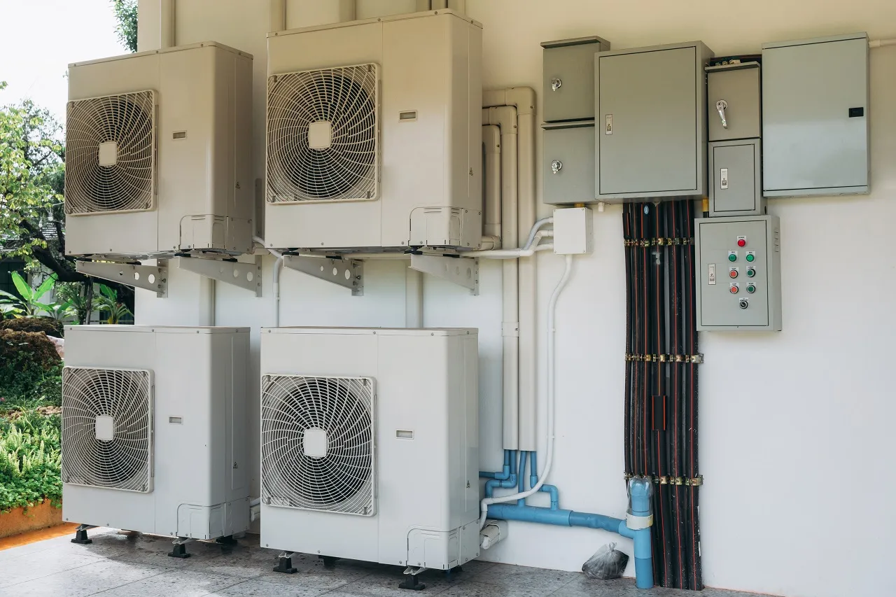 Critical Warning Signs Your HVAC System Needs Professional Service