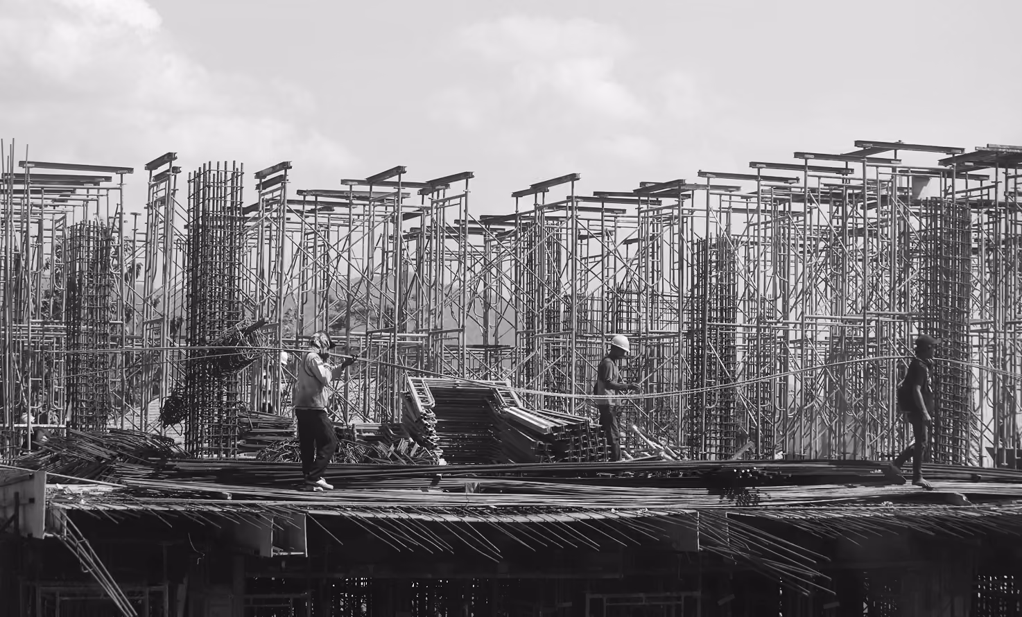 Steel structure for truss less roofing assembly 1951
