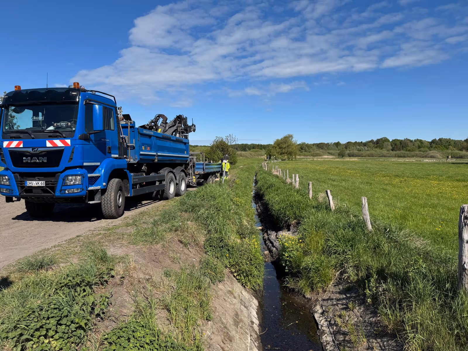 Landschaftsbauliche Integration technischer Infrastruktur im Kulturbau