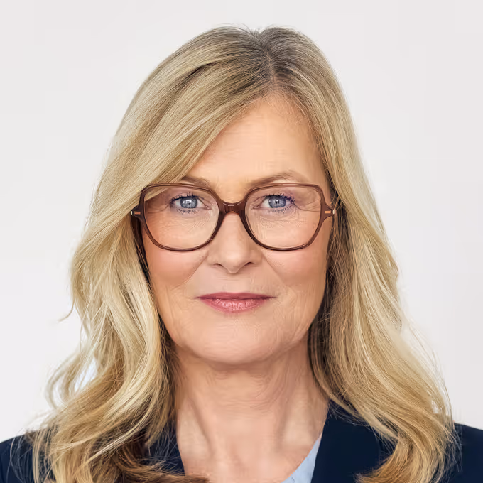 Iris Lanz, STRATEGIEBERATUNG UND PROJEKTENTWICKLUNG FÜR SOZIALE INNOVATIONEN