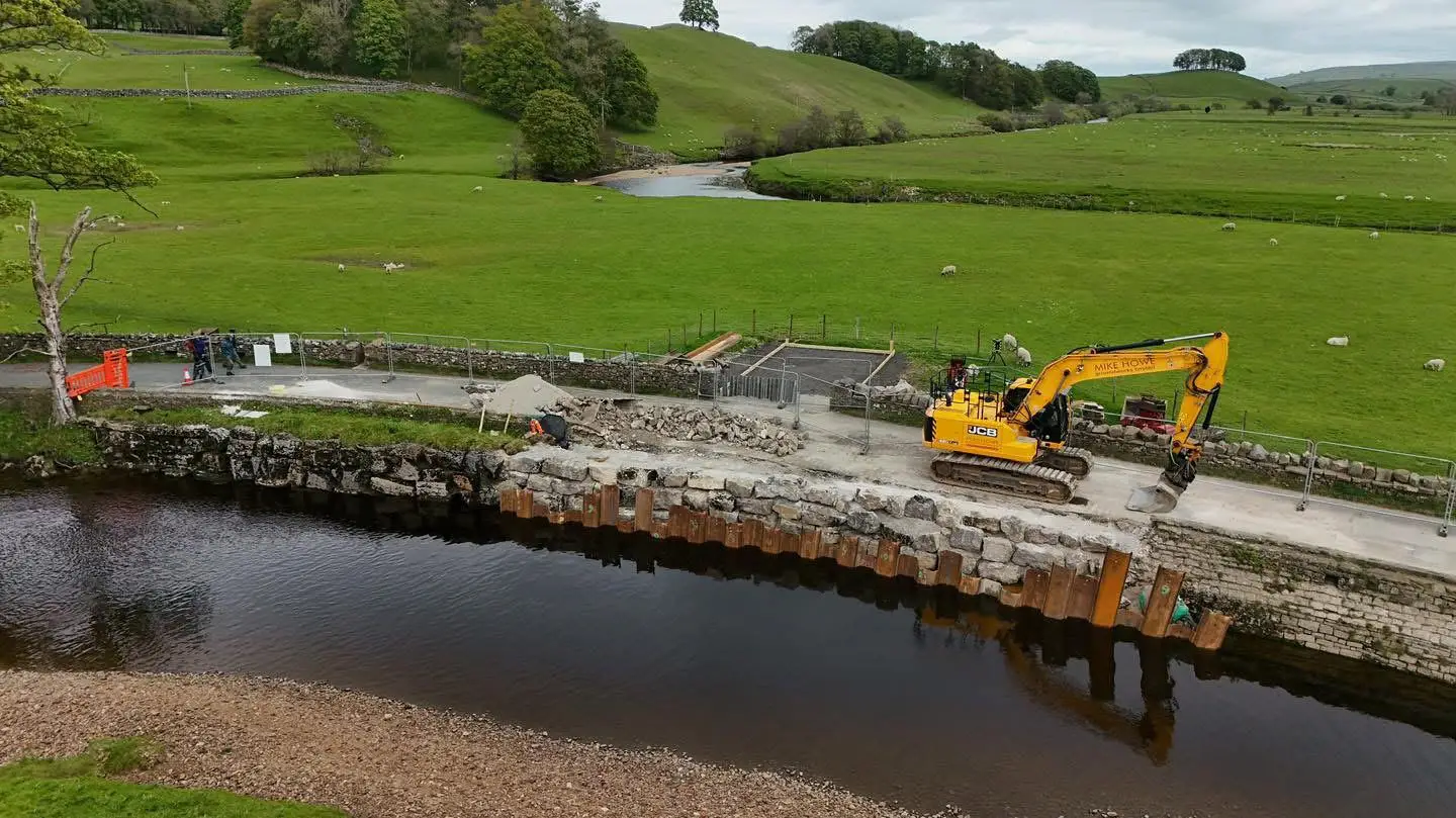 Aerial view of Haylands retaining wall reconstruction beside Brunt Acres Road