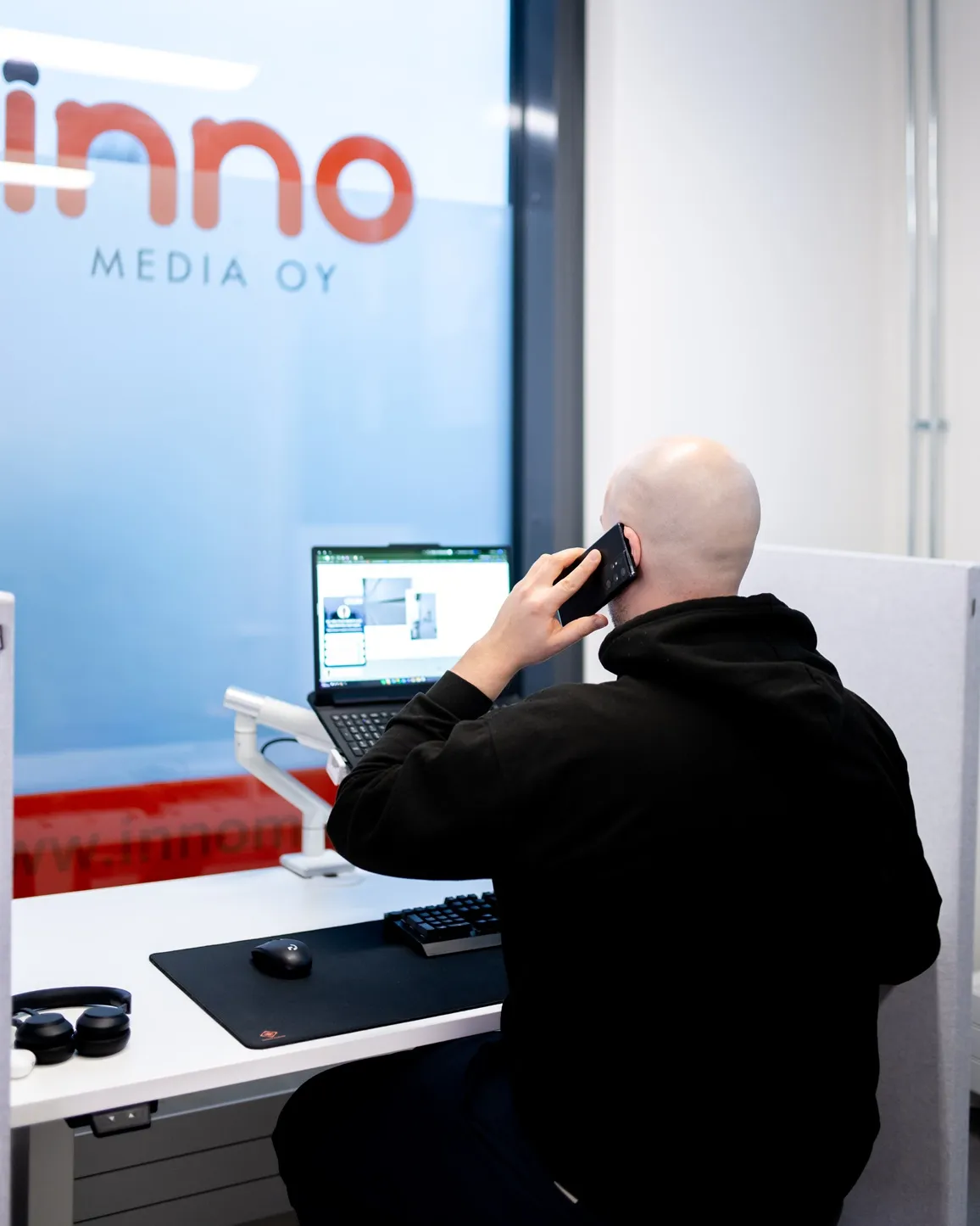 Näin Google-mainonta näkyy hakutuloksissa – yrityksesi palvelut löydettäväksi Googlessa