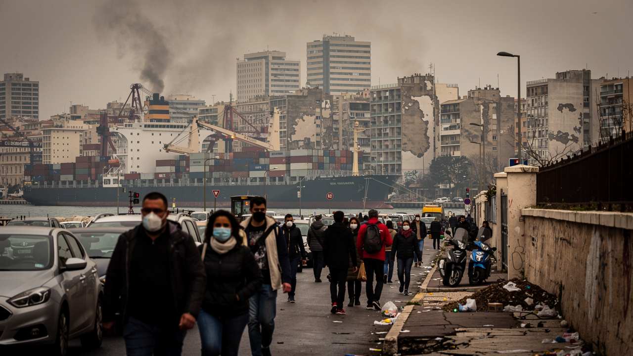 État des Risques et Pollution à Marseille : Comparaison avec la Région PACA