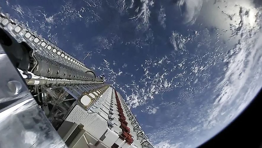 Plus de 15 700 satellites actifs : Starlink représente désormais près des deux tiers de l’orbite terrestre