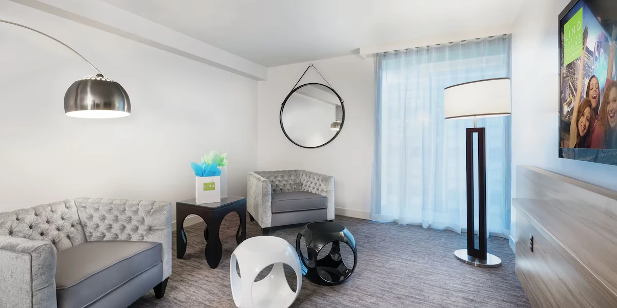 King Junior Suite | The Linq Hotel + Experience