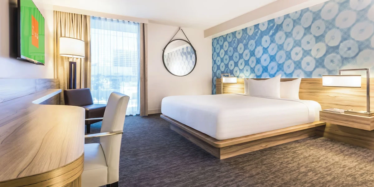Deluxe King Suite | The Linq Hotel + Experience