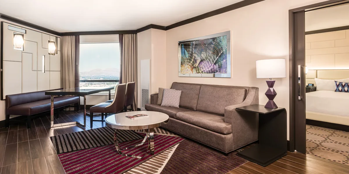 Valley Executive Suite King | Harrah's Las Vegas