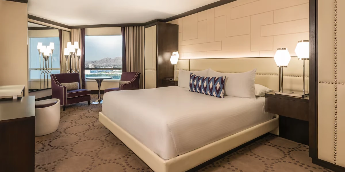 Valley Executive Suite King | Harrah's Las Vegas