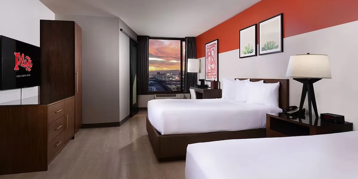 Luxe Two Queens at Plaza Hotel and Casino Las Vegas.