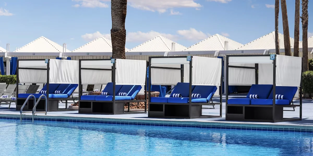 Pool at Horseshoe Las Vegas.