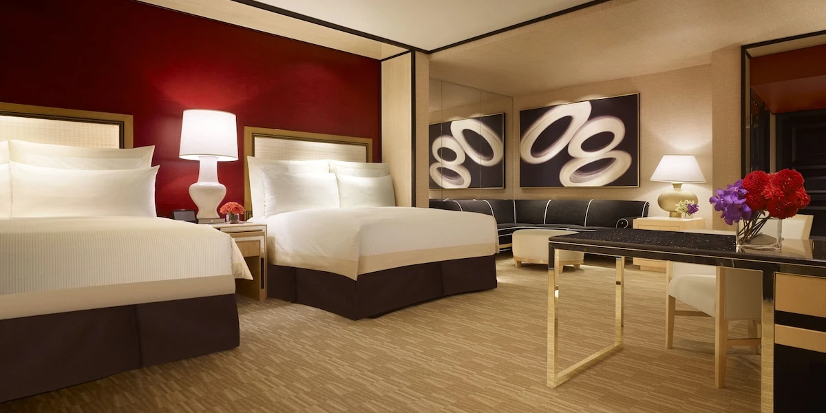 Encore Resort Two Queens at Wynn Las Vegas and Encore.