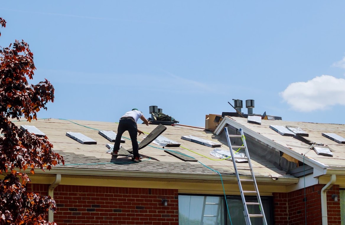 roof replacement contractor
