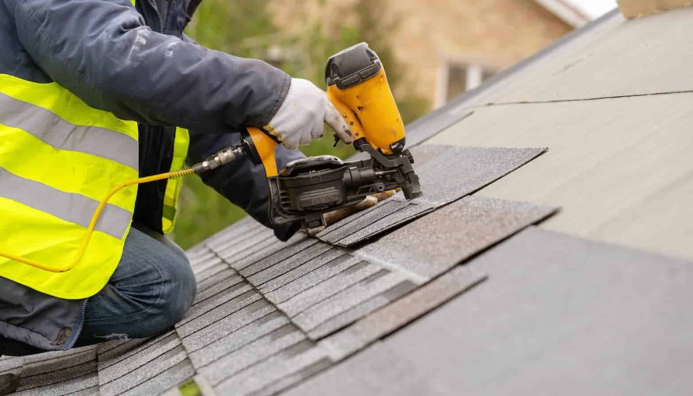 hail damage roofing contractor