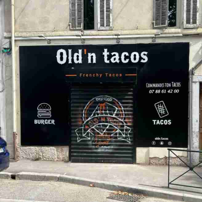 Fast-food | Local refait à neuf + cuisine équipée | PACA