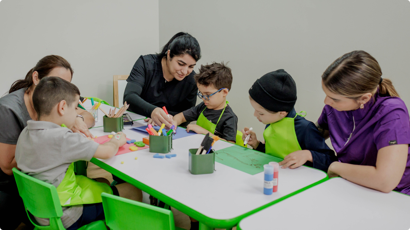 Expertos de Developing Brains en una sesión de Homeschooling