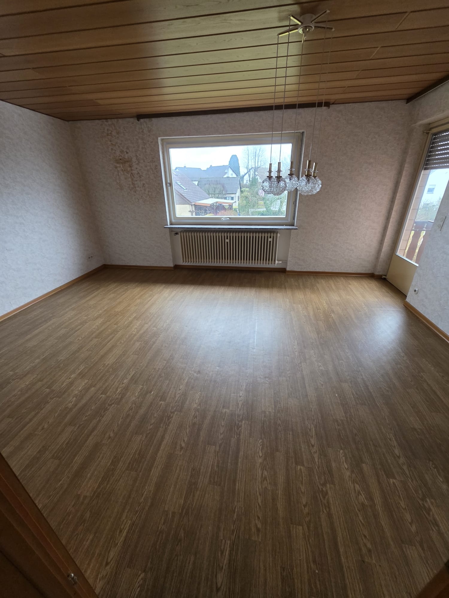 Raum vor der Entrümpelung