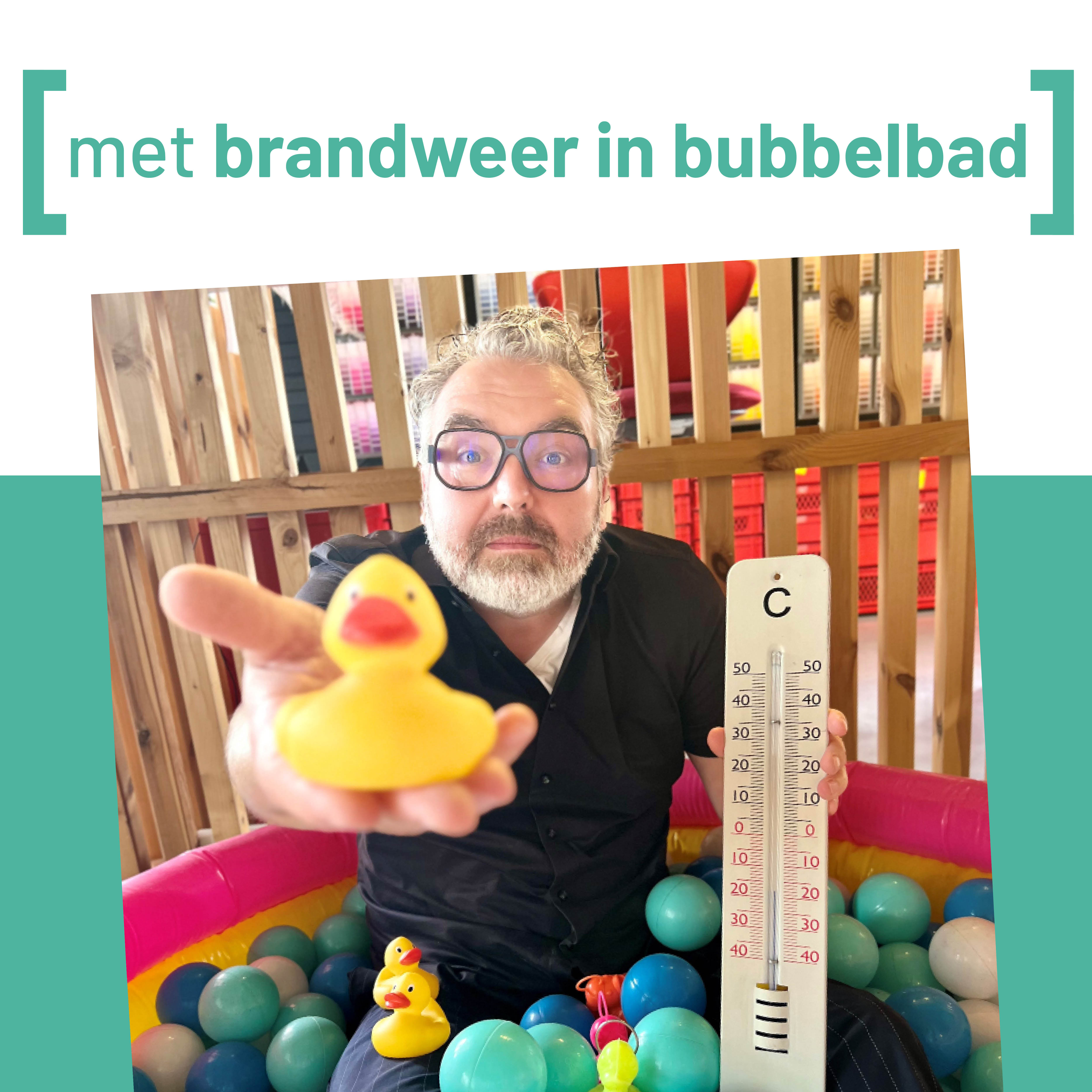 Met brandweer in bubbelbad.