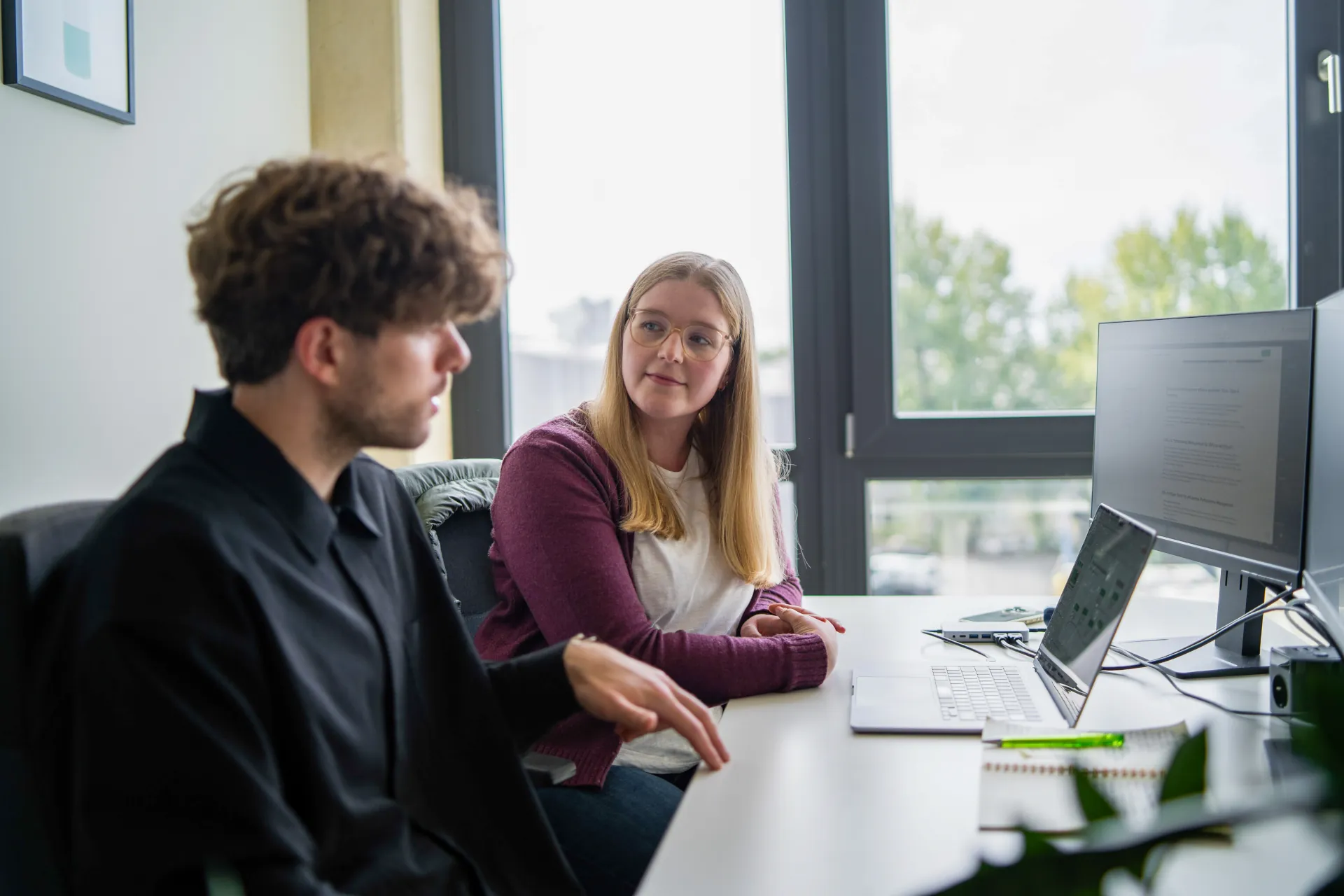 runHR Team diskutiert Pflegebranche