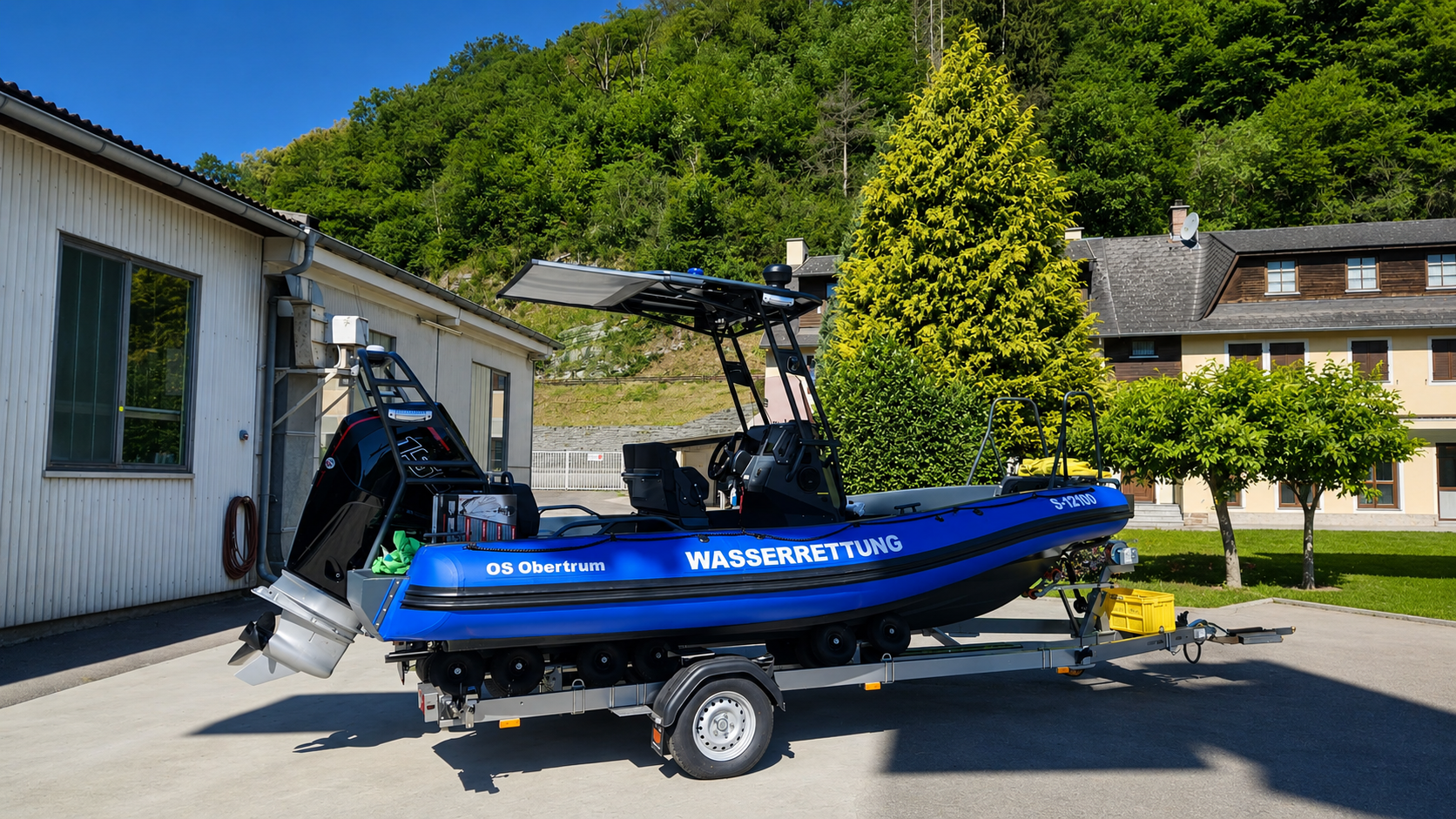 Aquaspirit S585 Pro rescue boat for Wasserrettung Obertrum