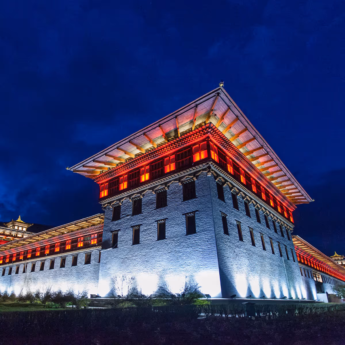 Tashichho Dzong illuminated at night in Thimphu