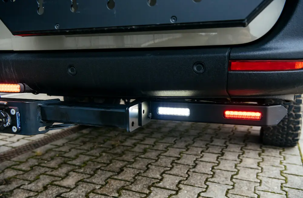 Rücklichtwiederholung und Heckunterfahrschutz