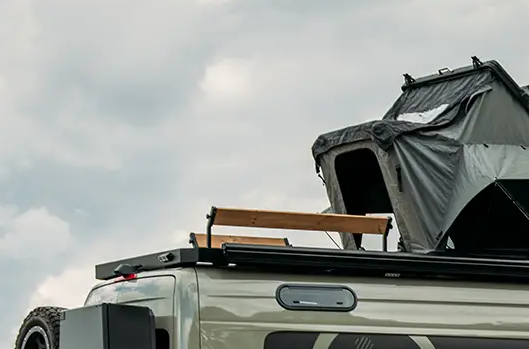 Vorzelt für "trockenen Zugang" ins Dachzelt