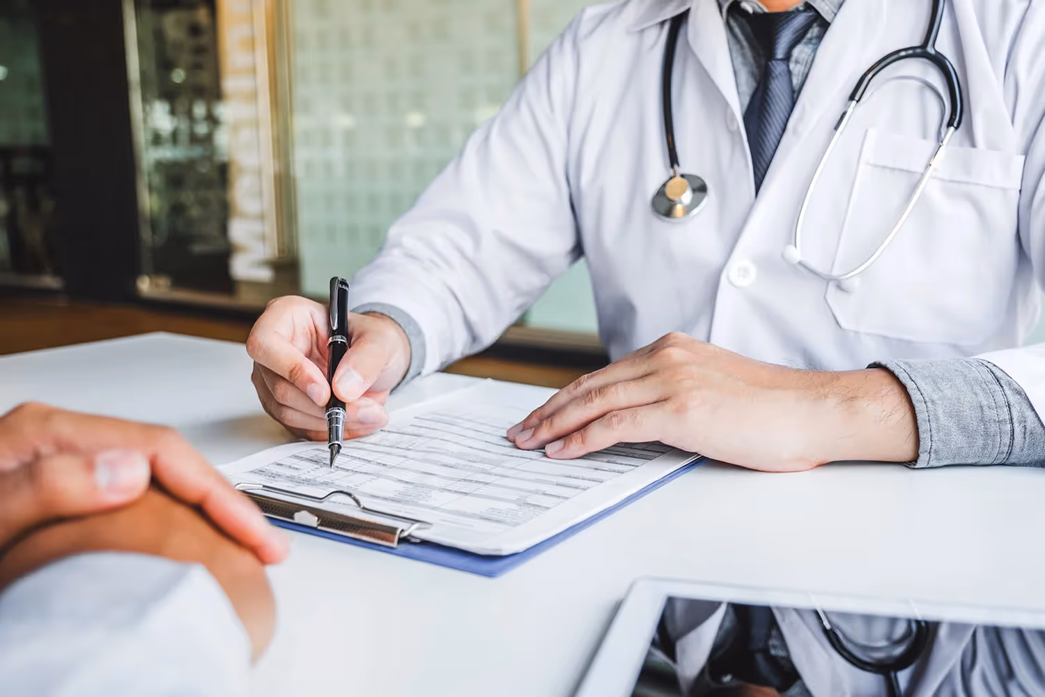 How to Protect Patient Health Information in The Workplace Instantly