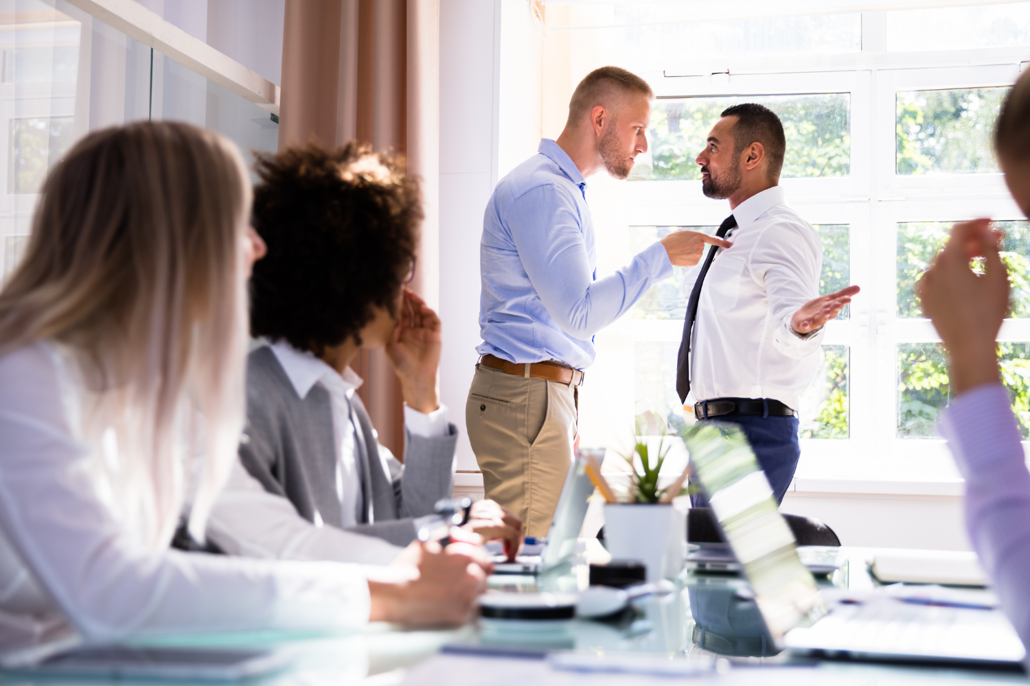 10 Examples of Verbal Harassment in the Workplace