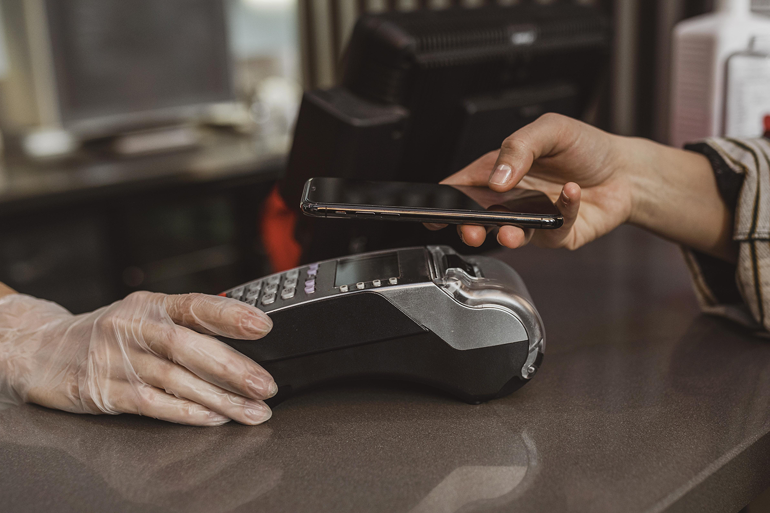 Contactless Payment Technologies: A Business's Guide to Simple Payment Options