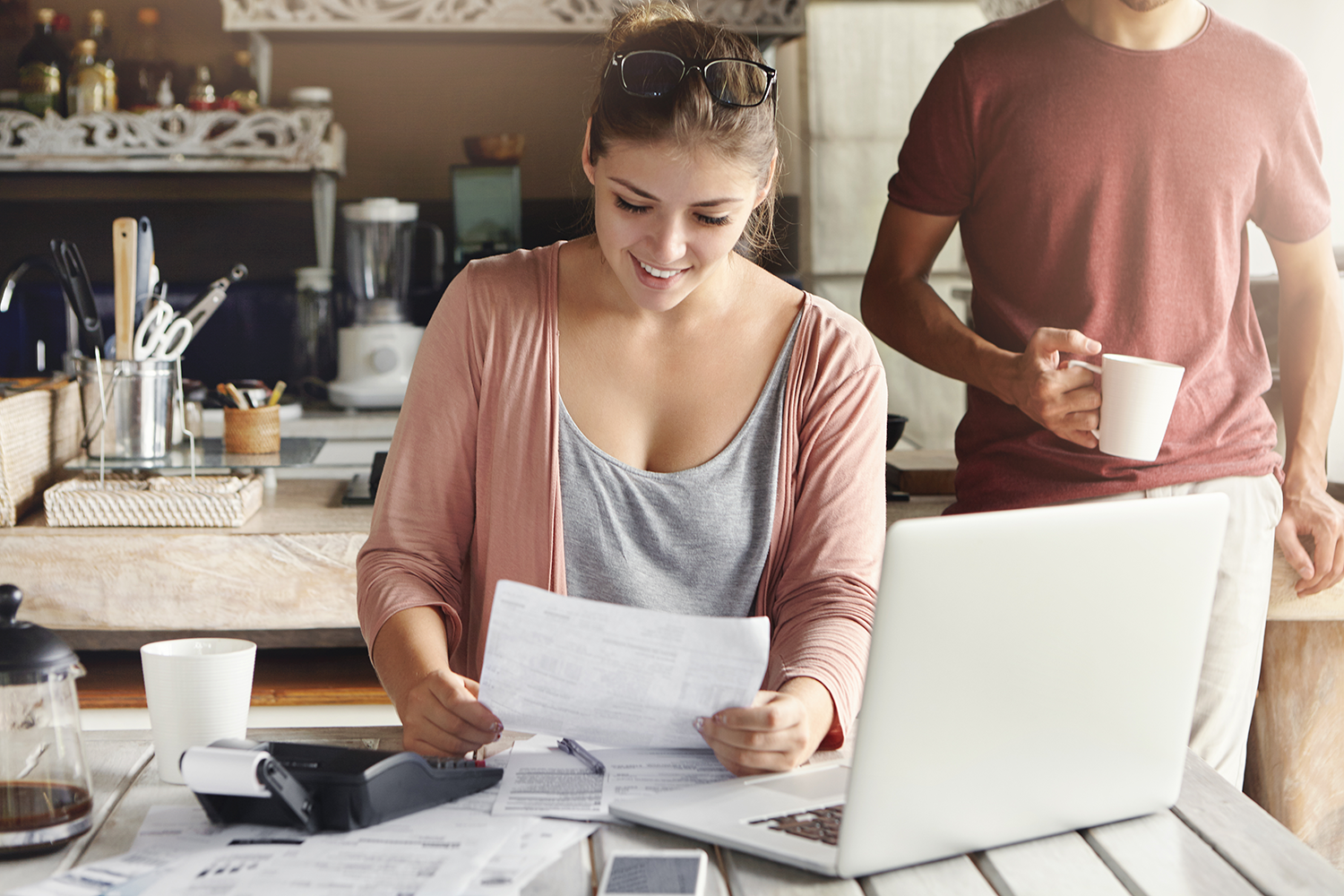 5 Friendly Overdue Invoice Letters That Convert