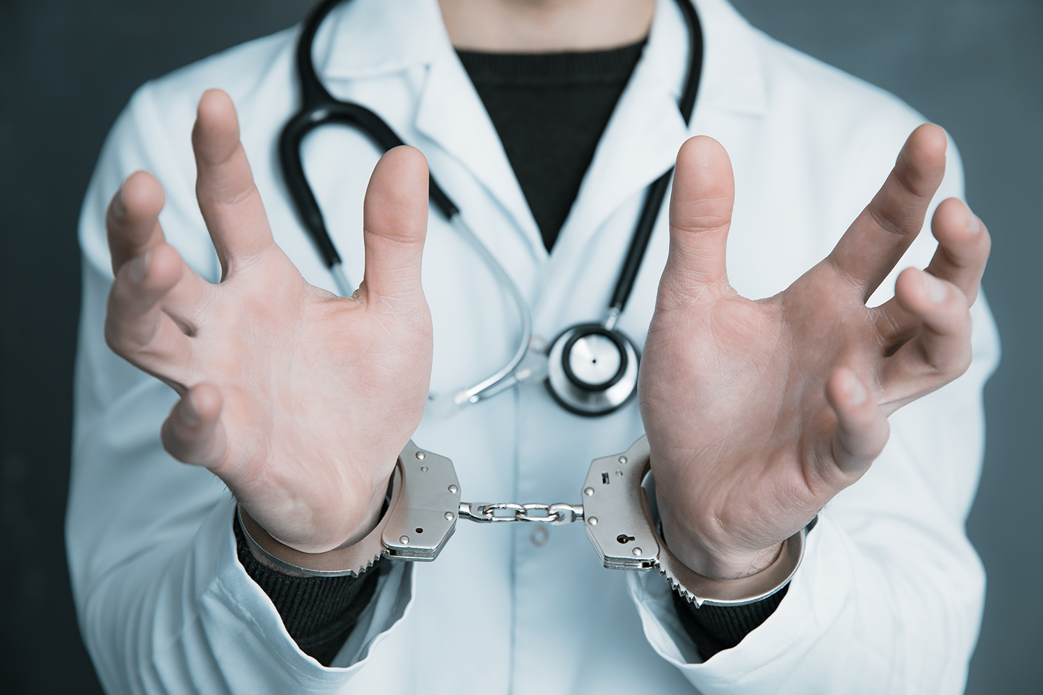 8 Frightening Healthcare Fraud Examples in Real Life