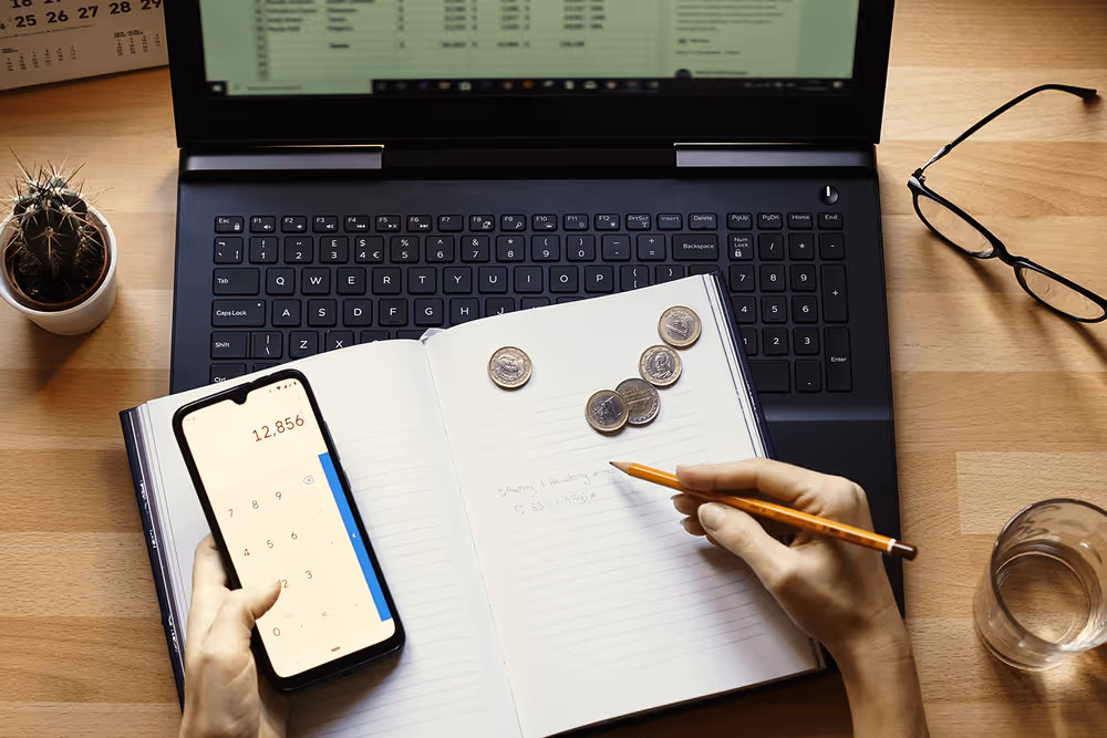 12 Comprehensive Tips to Improve Your Accounts Receivable Collection