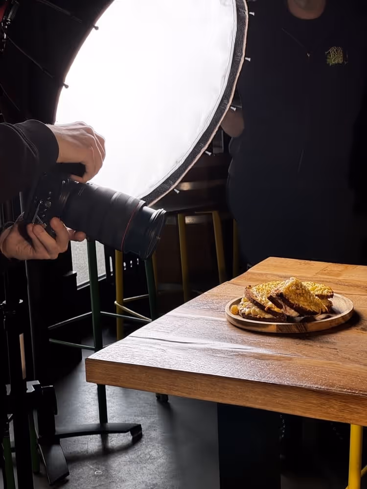 Coulisses d’un shooting photo culinaire réalisé pour Trolls & Croque