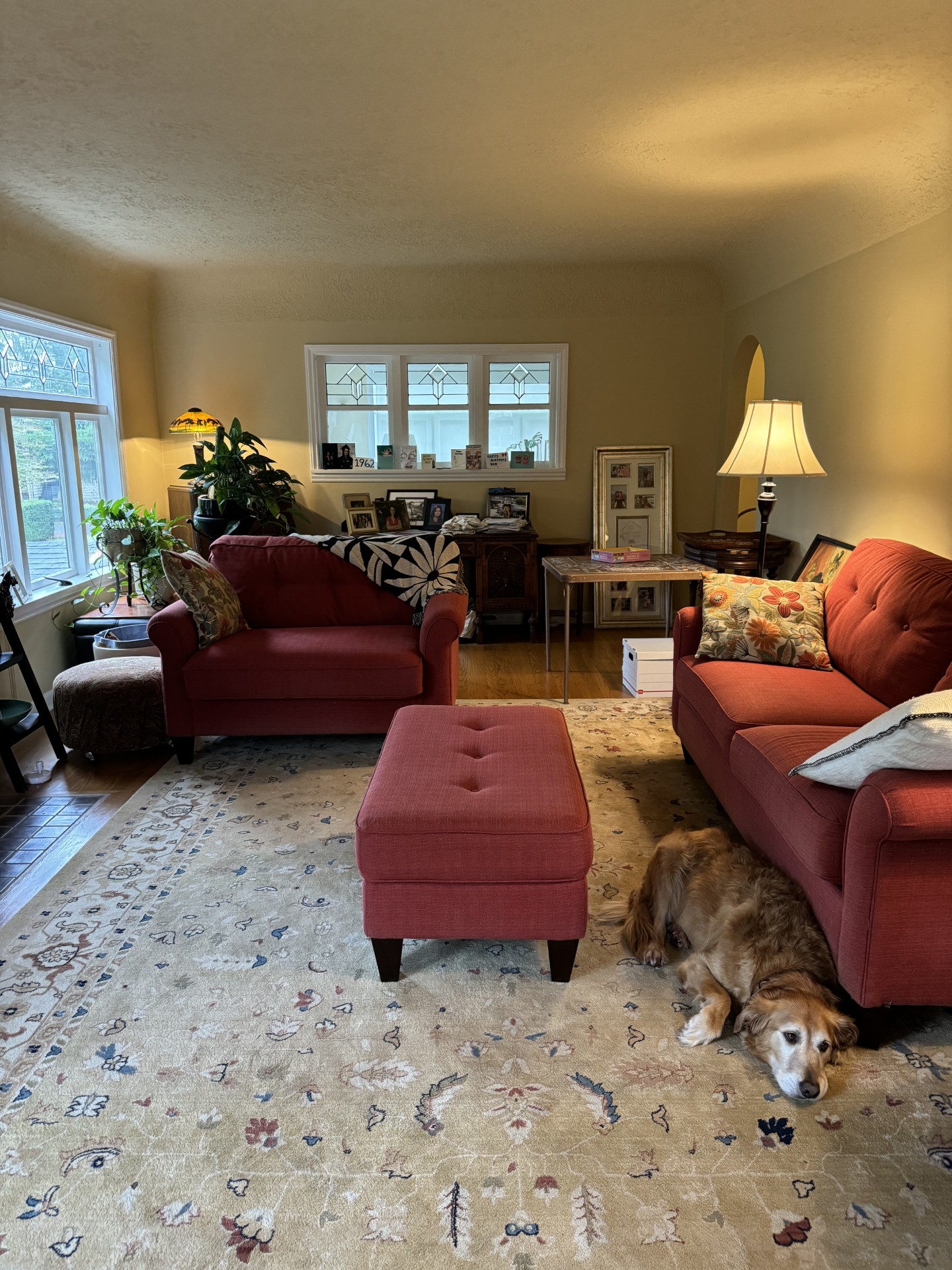 Maple Leaf Living Room before