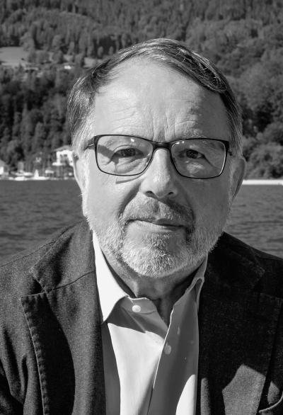 Schwarz-weiss Poträt von Prof. Dr. Dr. h.c. Hendrik Lehnert