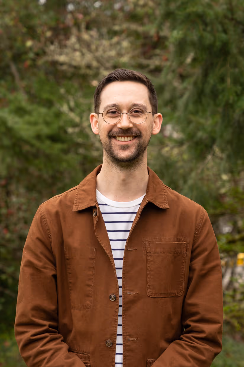 Elijah Gundlach headshot