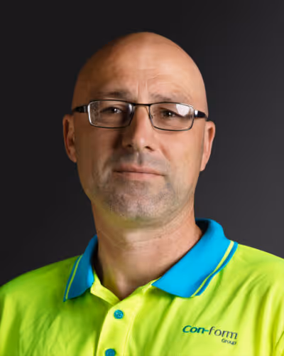 Portrait of Stephen Donno – Con-Form Group team member