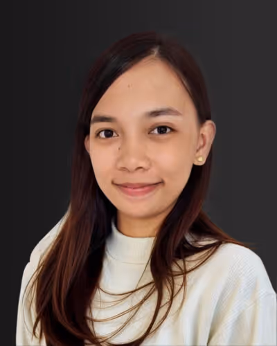 Portrait of Cashena Flores – Con-Form Group team member