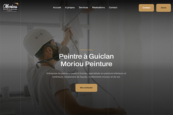 capture d’écran du site avec un pont de roscoff etr une vue sur mer pour illustrer roscoff