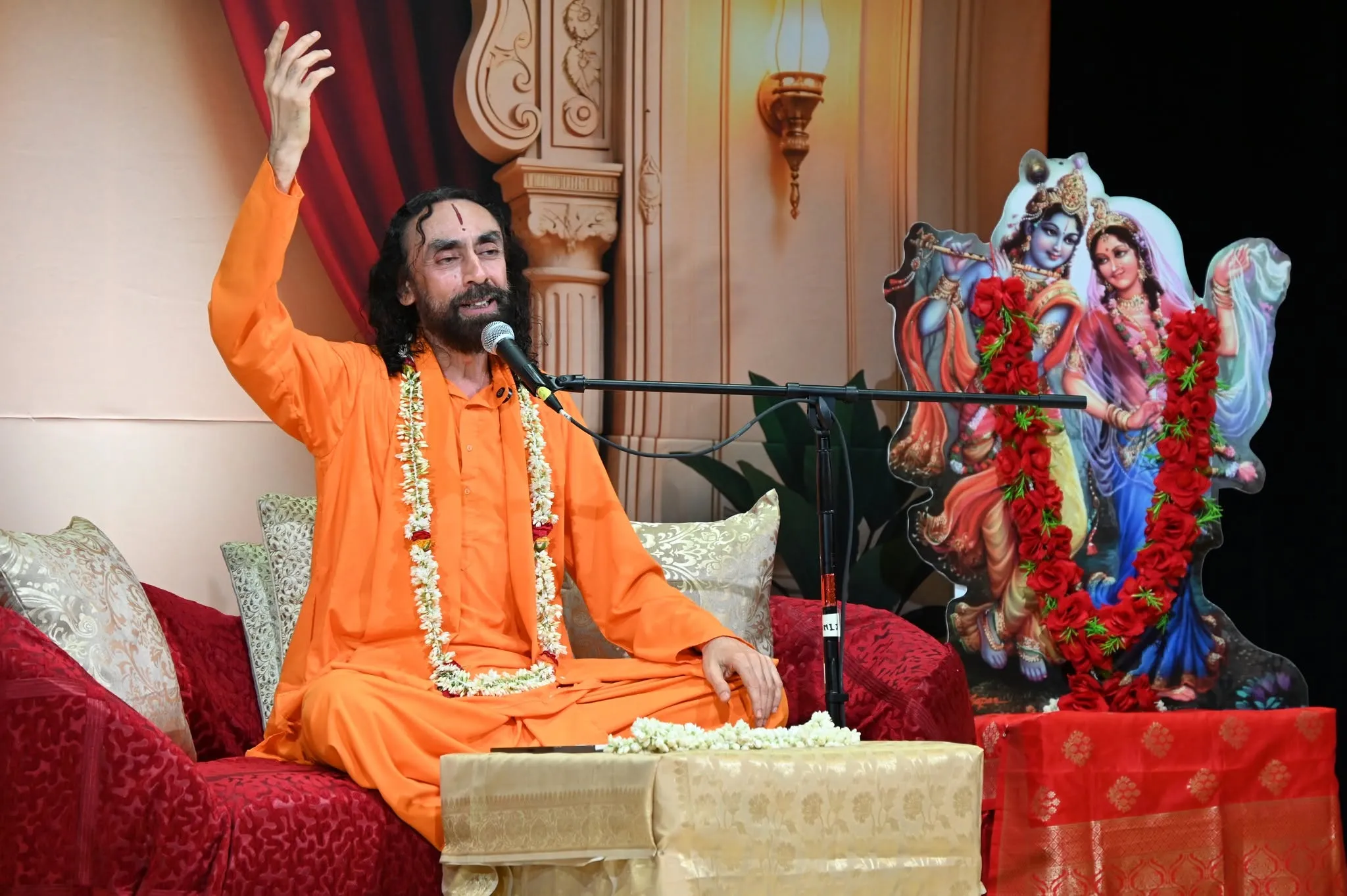 Satsang with Swami Mukundananda