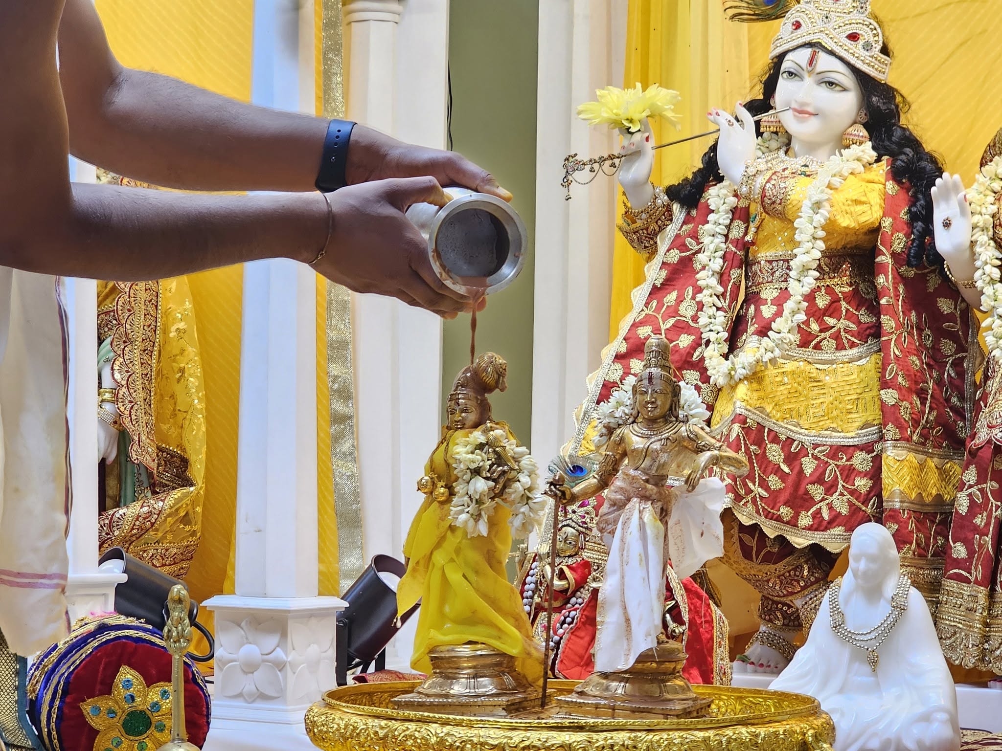 Thirumanjanam Abhishekam ceremony