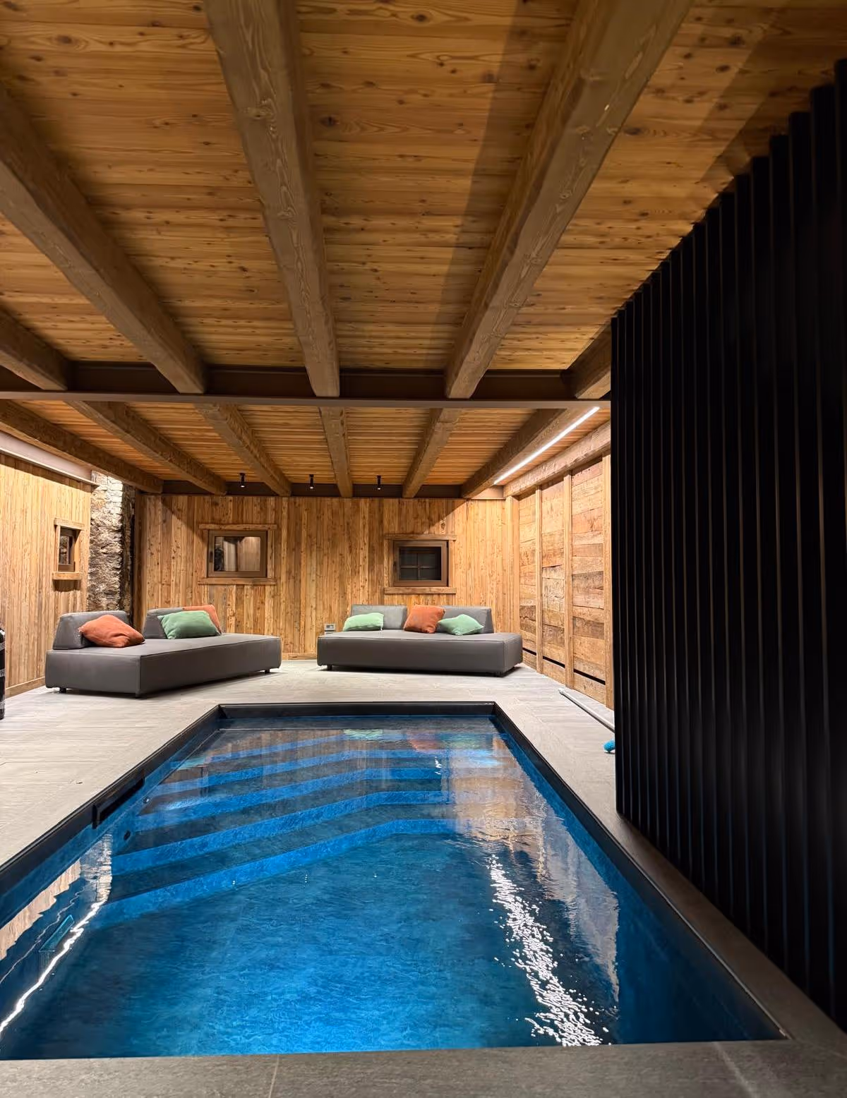 chalet di montagna arredamento rustico moderno abitazione residenziale BMA italian contract & furniture Bergamo