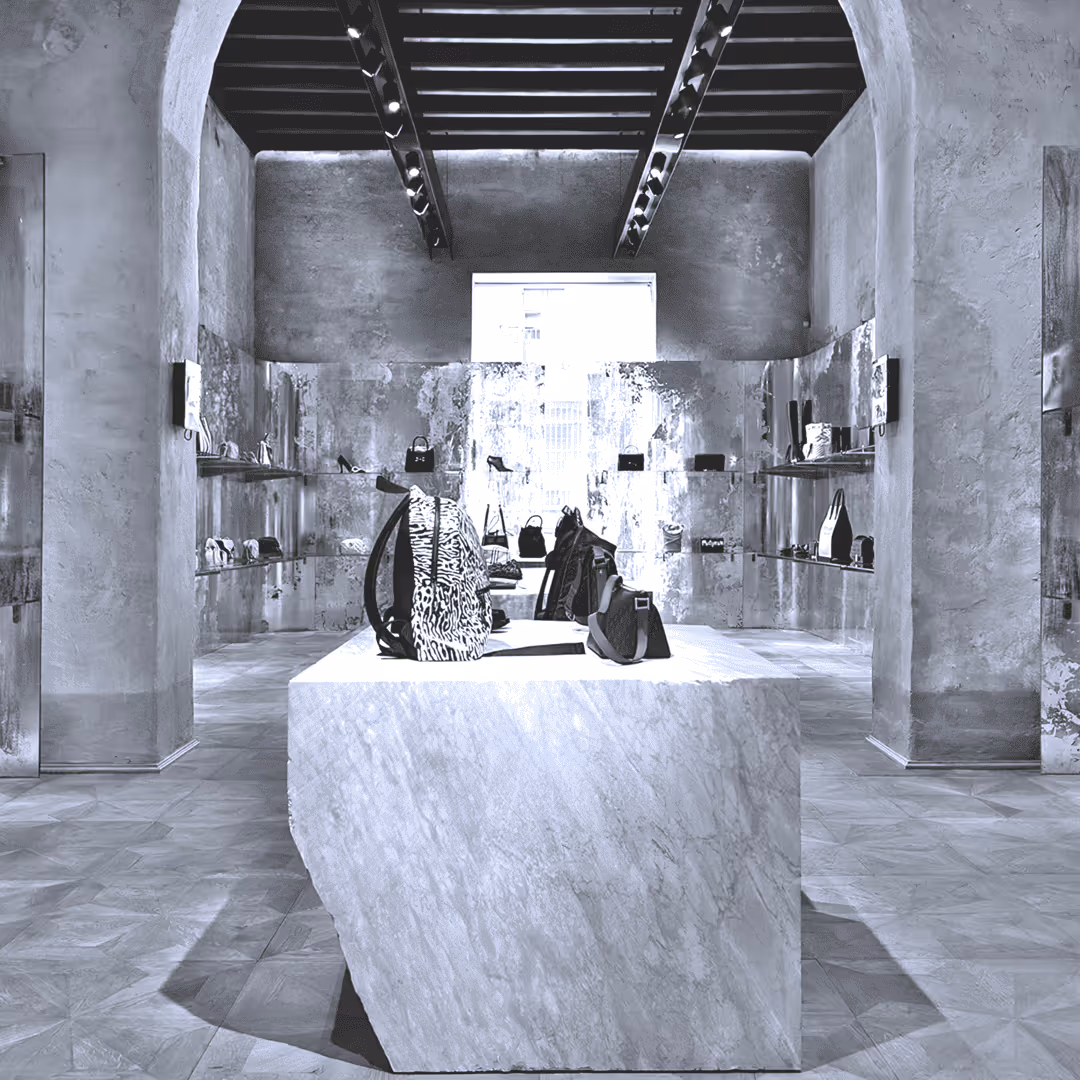 Progetto di arredamento retail contract