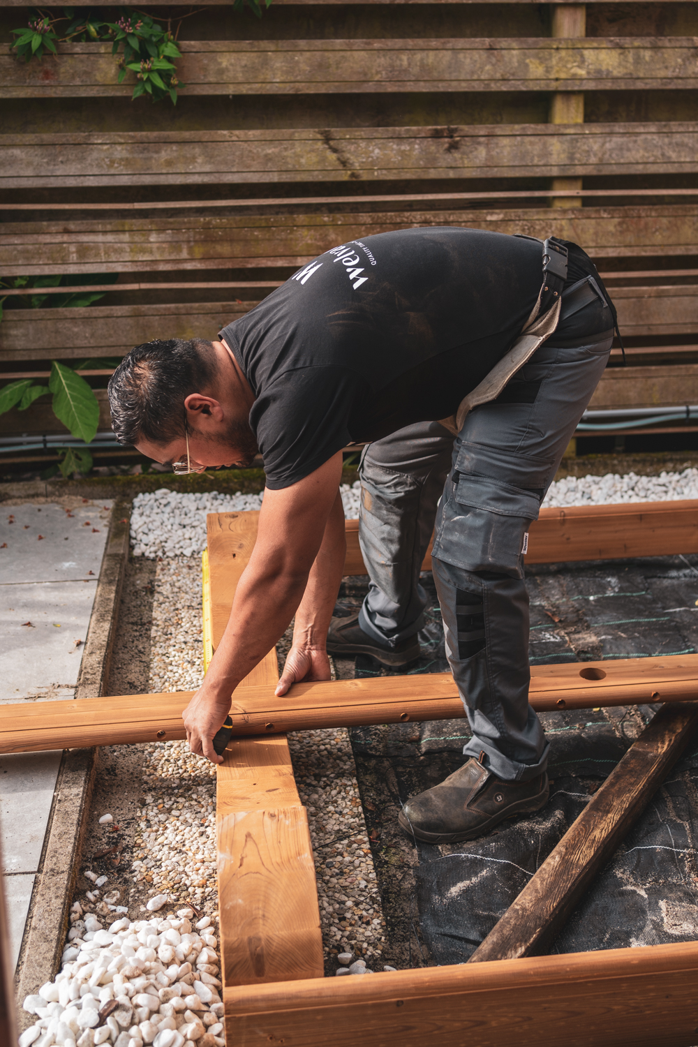 Hoe bouw je de onderkant- en voorkant van de zelfbouwsauna op