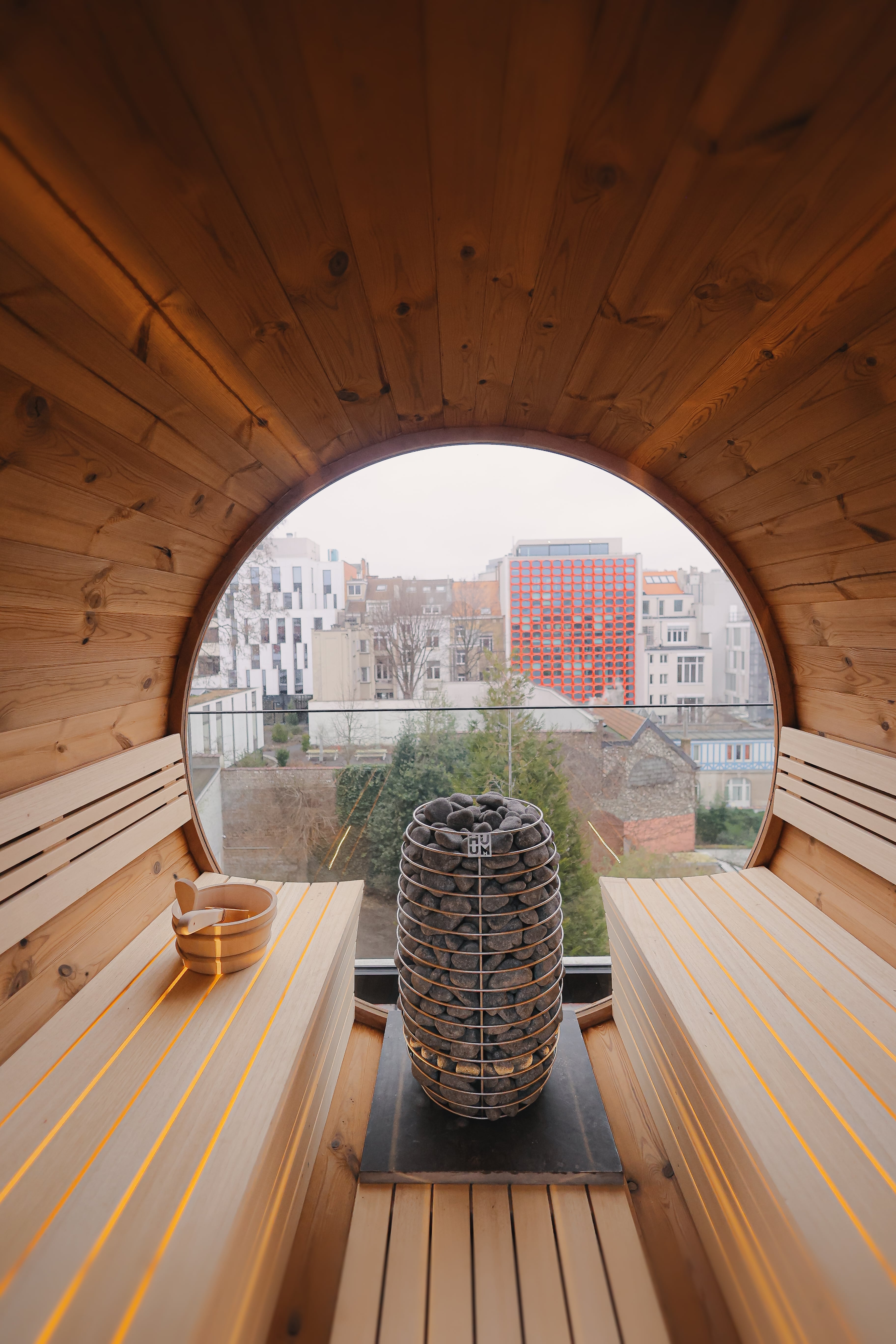 Was ist der Unterschied zwischen dem Standard- und dem Komfortdesign der Sauna?