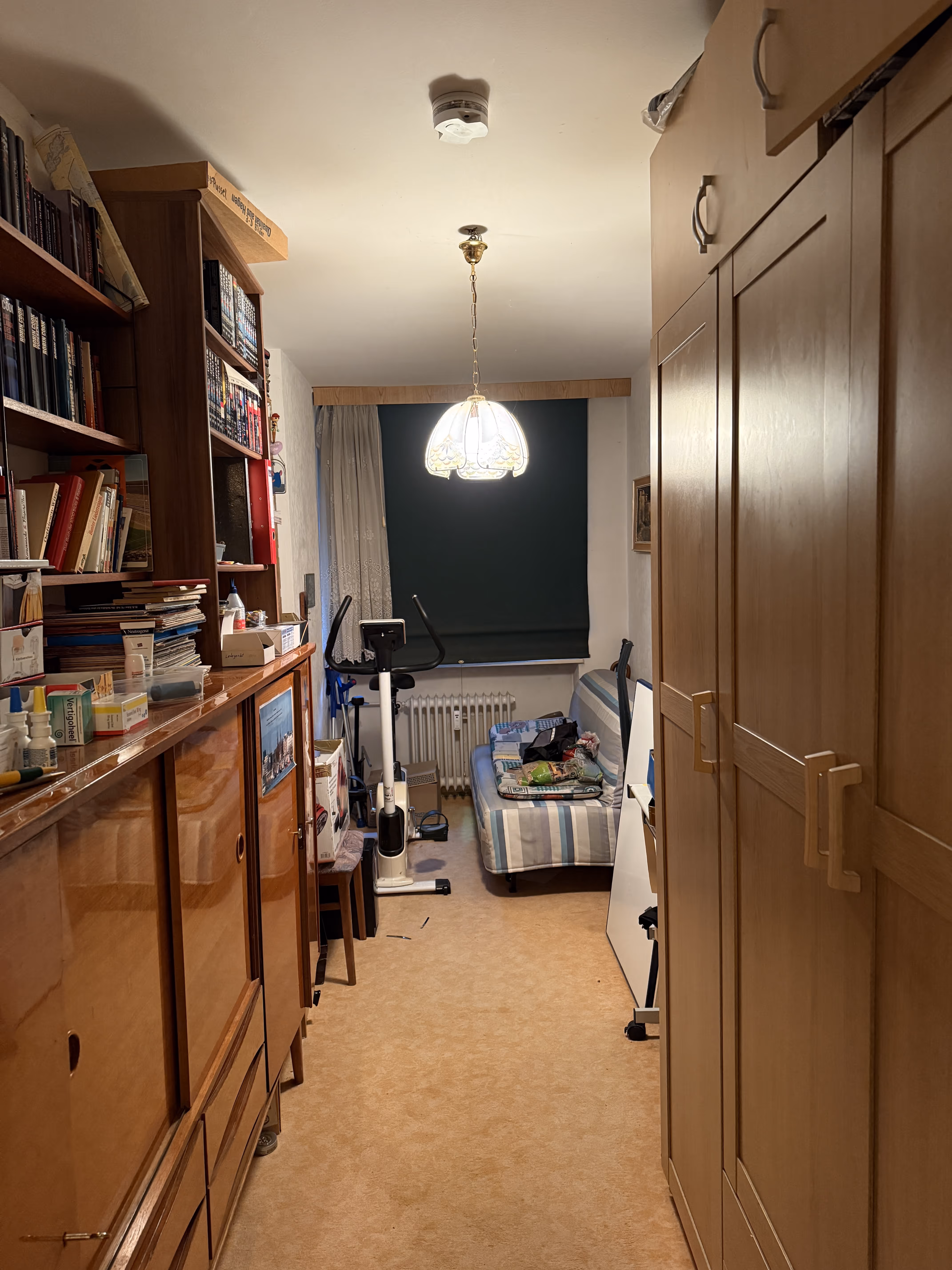 Zimmer voller Gerümpel 