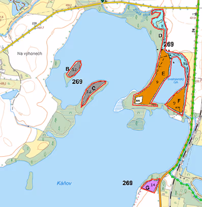 porostní lesnická mapa LHC Třeboň revír Zámecký se zákresem hranic ostrova